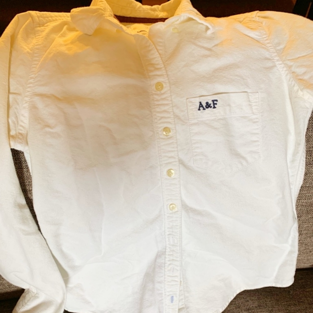 Abercrombie & Fitch white collar shirt